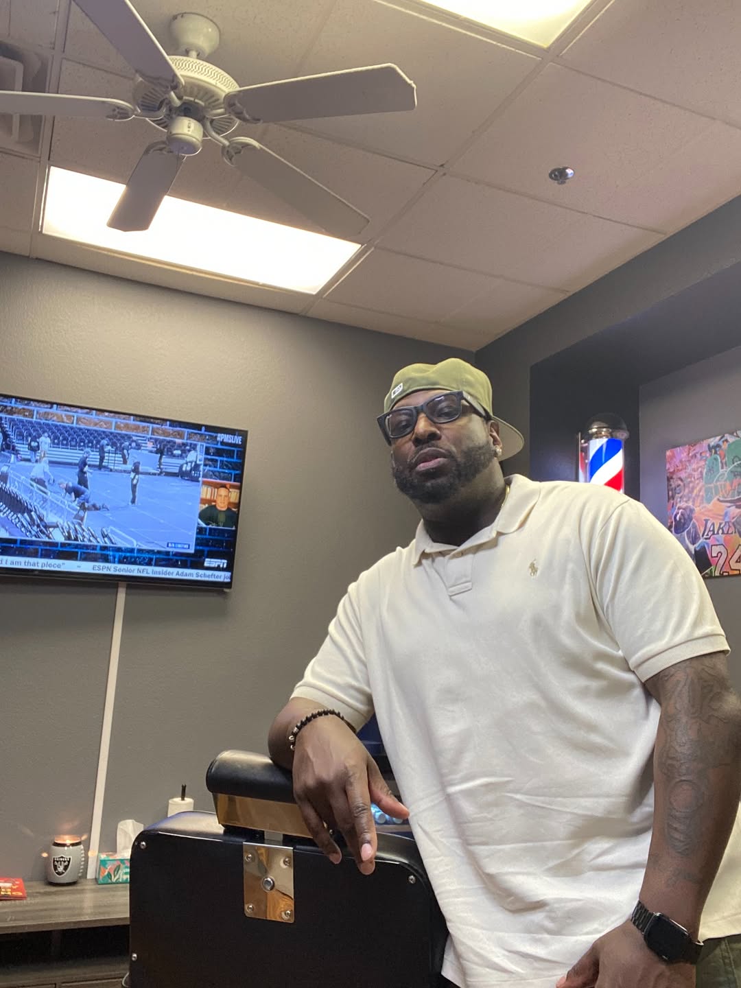 No Ego, just a sharp eye and a steady hand #lasvegasbarber